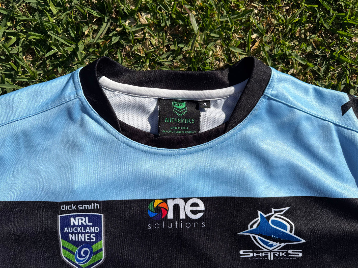 2014 Cronulla Sharks Auckland Nines Jersey (XL)