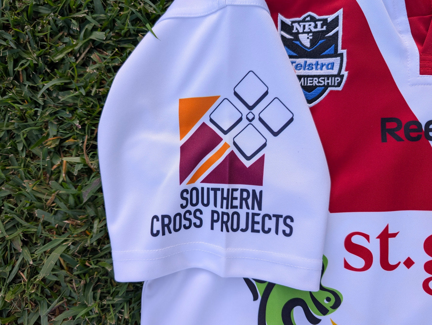 2010 St George Illawarra Dragons Home Jersey (M)
