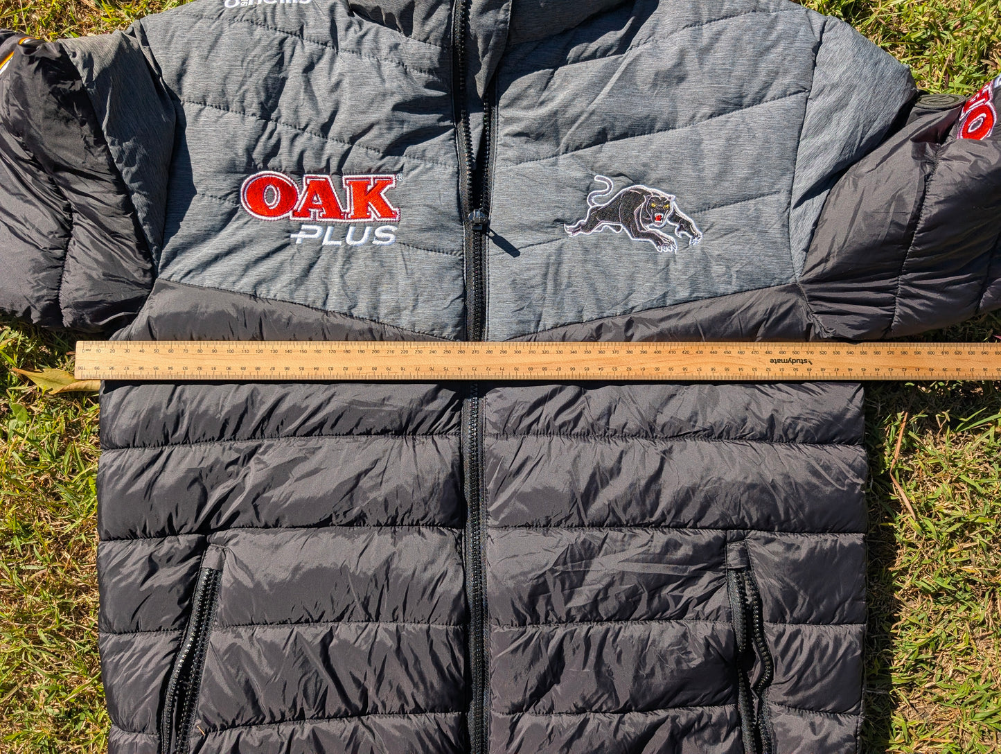 2020 Penrith Panthers Puffer Jacket (M)