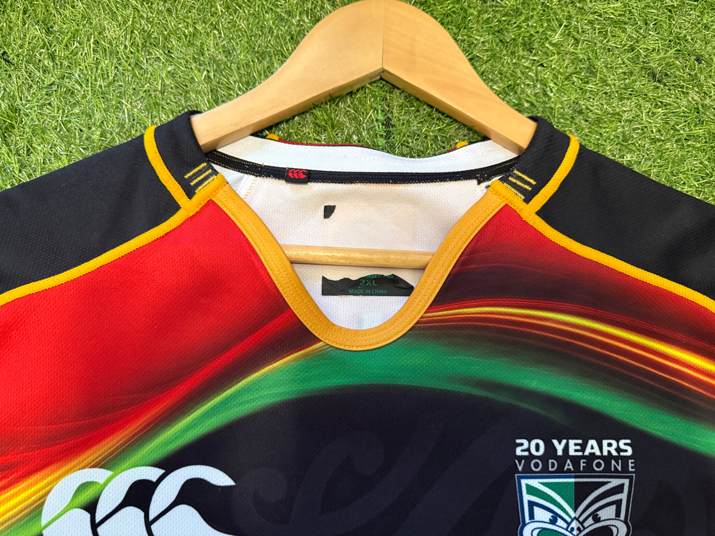 2015 NZ Warriors Zion Trial Jersey and Shorts (2XL)