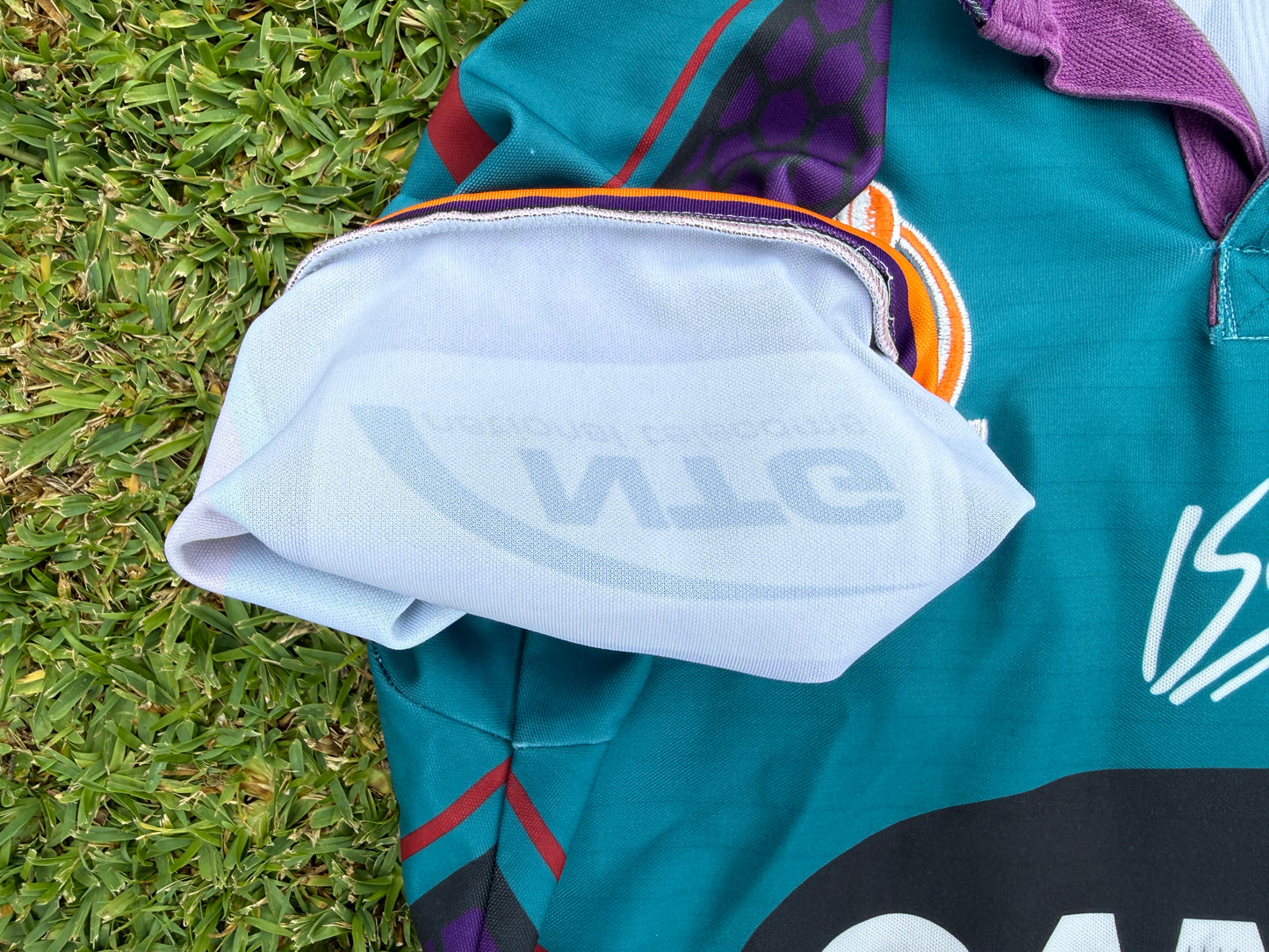 2005 Penrith Panthers Away Player Issue Jersey (L)