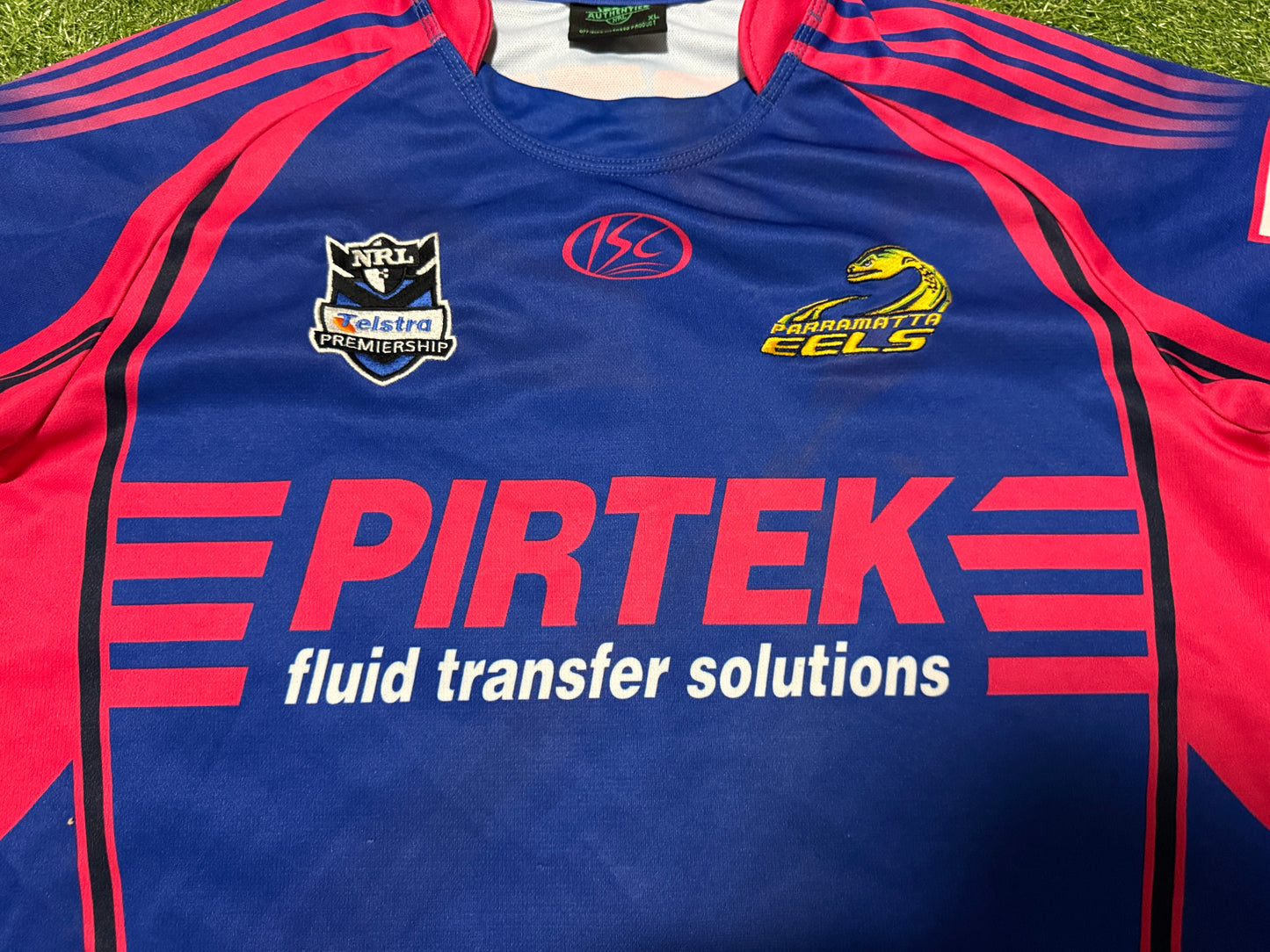 2010 Parramatta Eels women in league (XL)