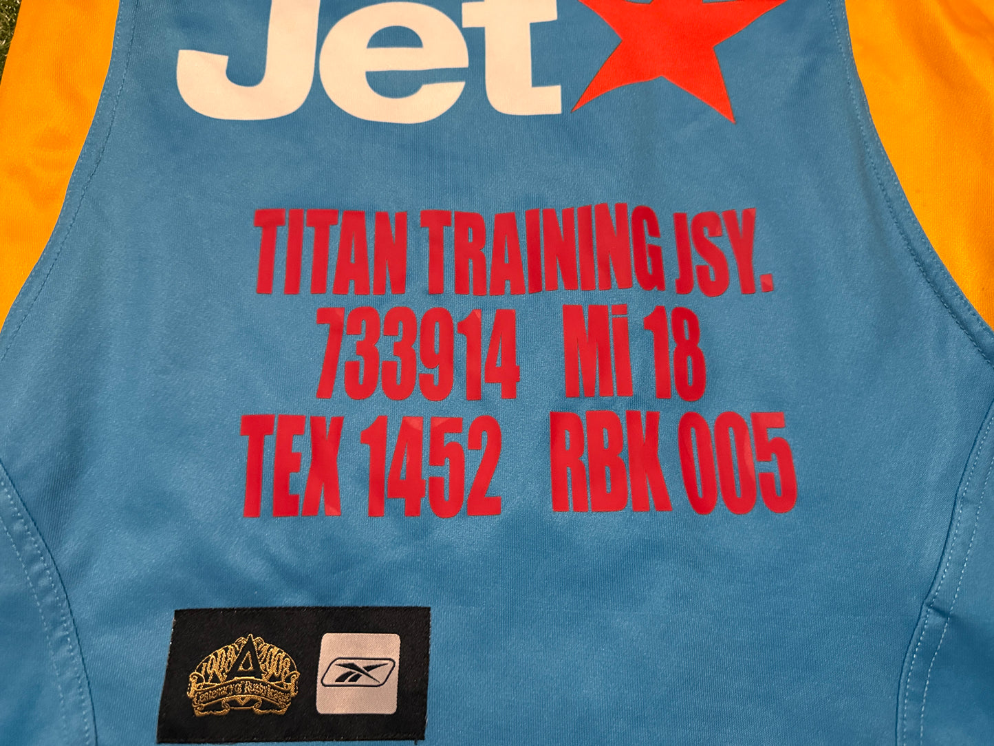2008 Gold Coast Titans unreleased sample training Jersey (L)