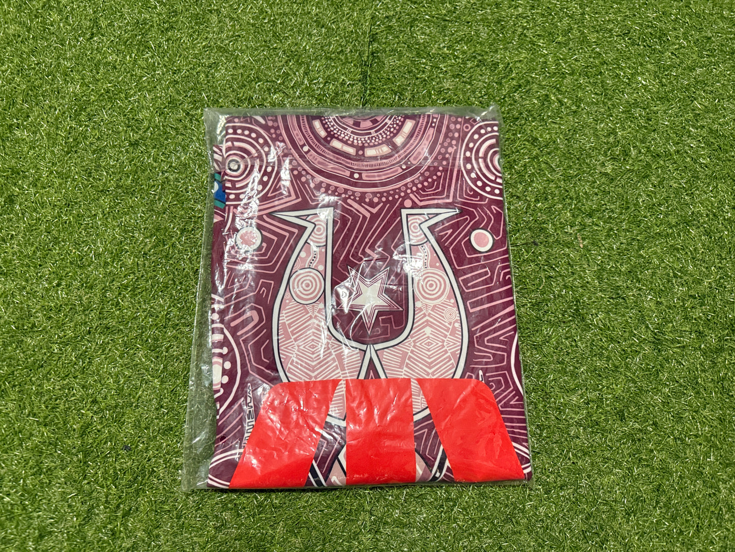 2026 QLD Maroons Player Issue Indigenous training Jersey (2XL)