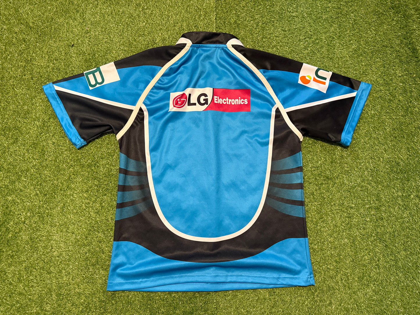 2004 Cronulla Sharks Home Jersey signed (XL)