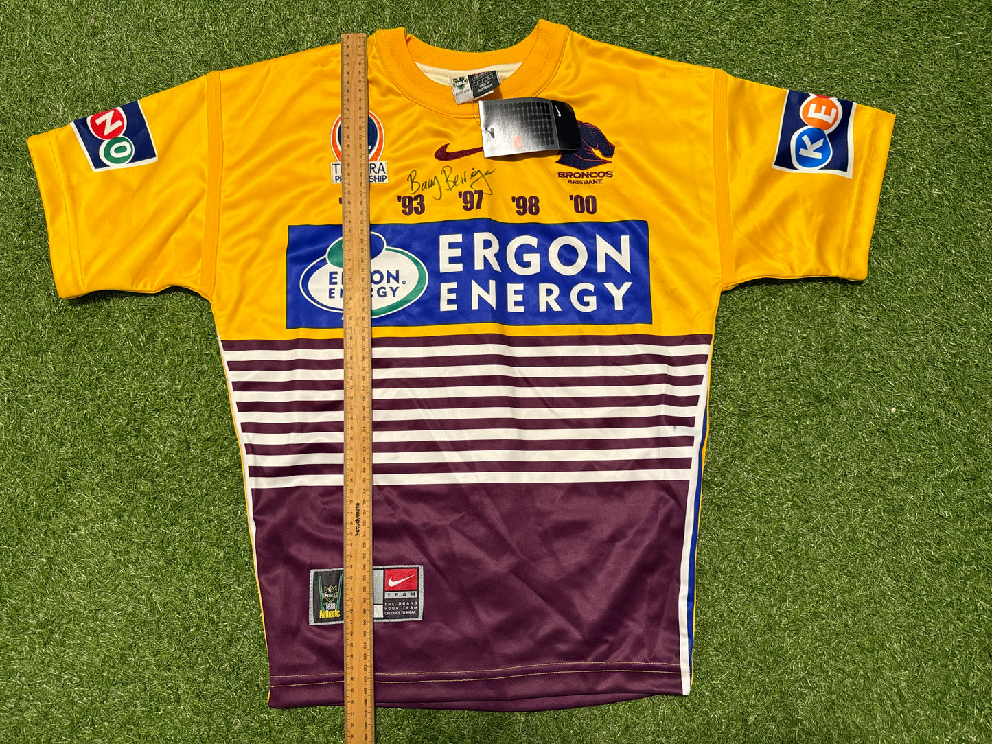 2003 Brisbane Broncos Heritage Player Cut Barry Berrigan signed (S)