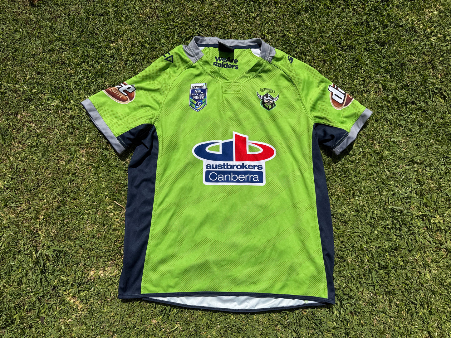 2017 Canberra Raiders Auckland 9's Jersey (3XL)