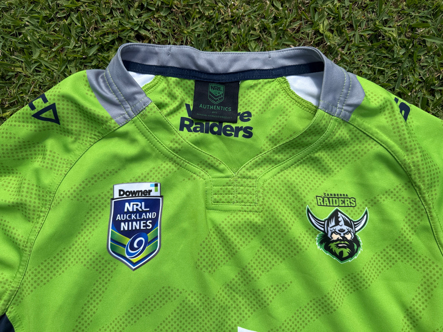 2017 Canberra Raiders Auckland 9's Jersey (3XL)