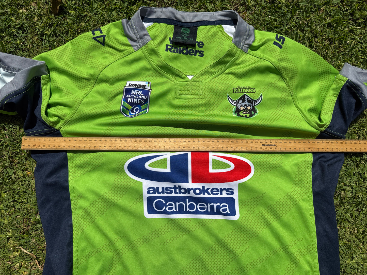 2017 Canberra Raiders Auckland 9's Jersey (3XL)