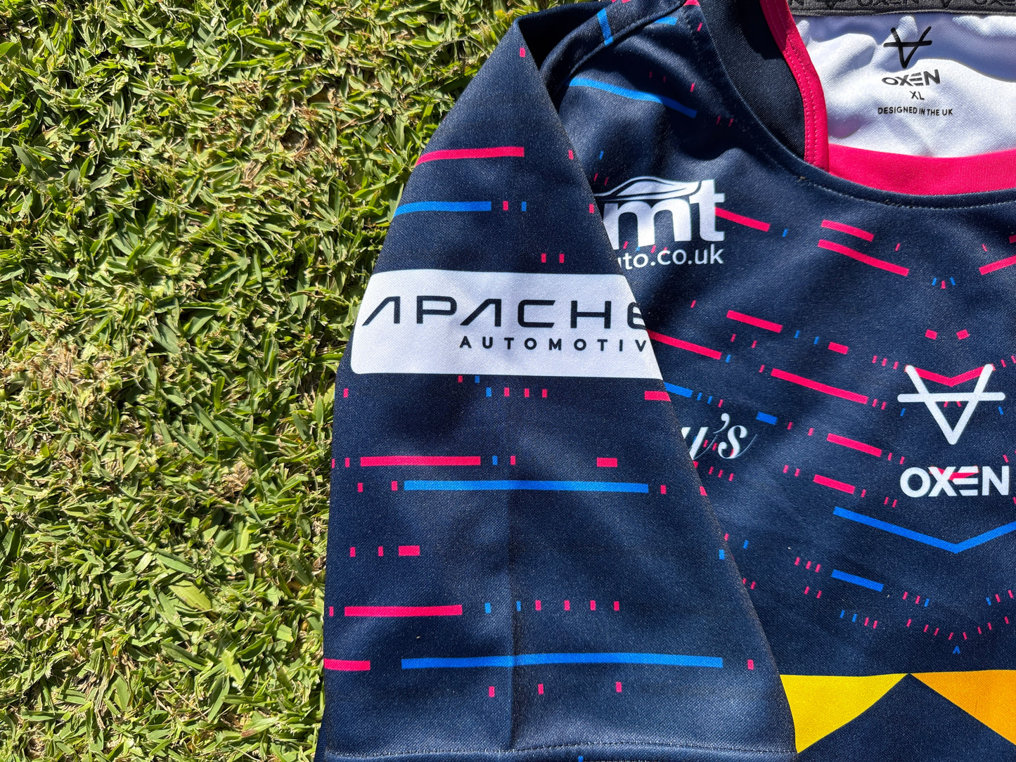 2024 Leeds Rhinos Away Jersey (2XL)