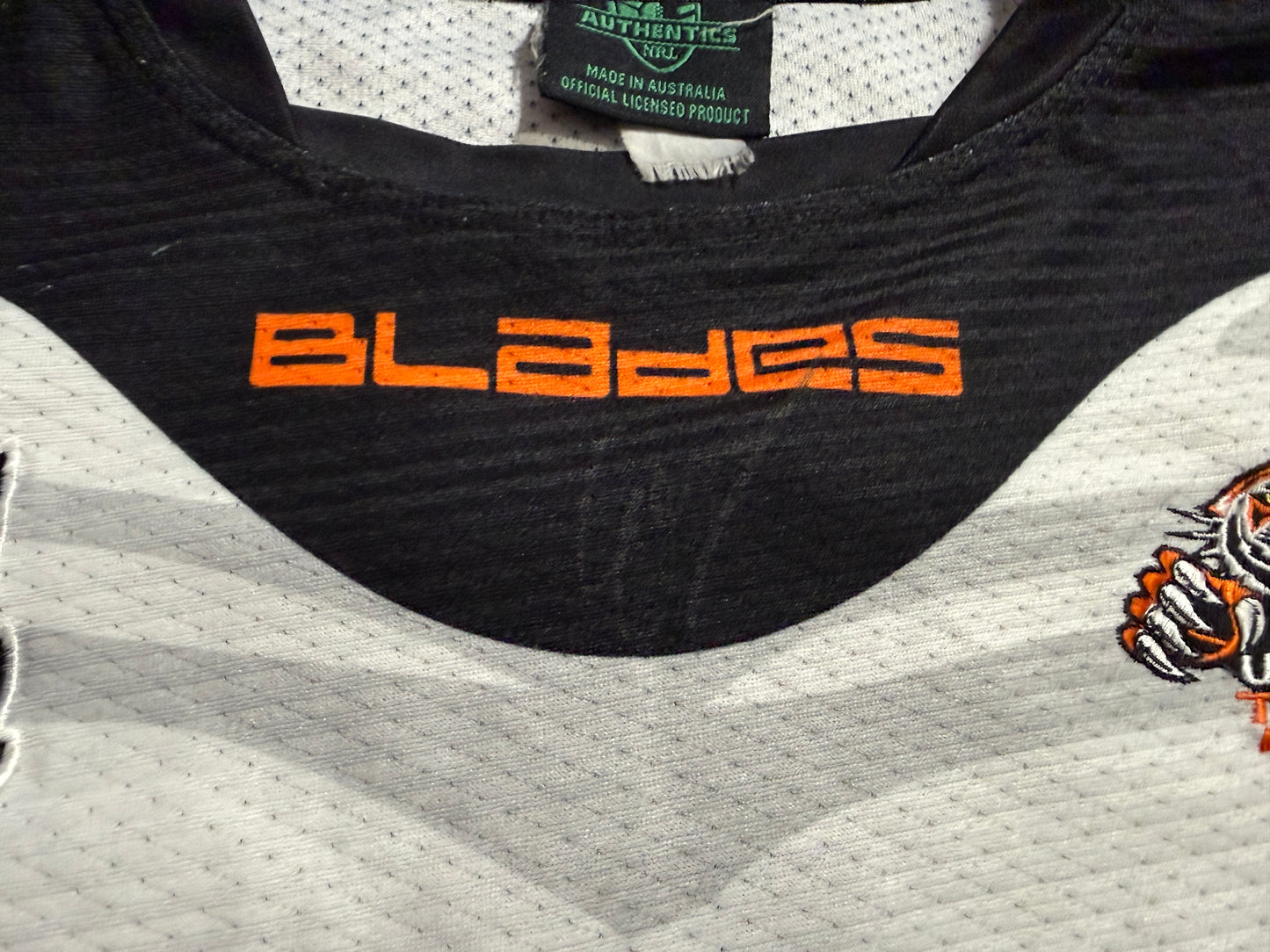 2011 Wests Tigers Away Jersey (L)
