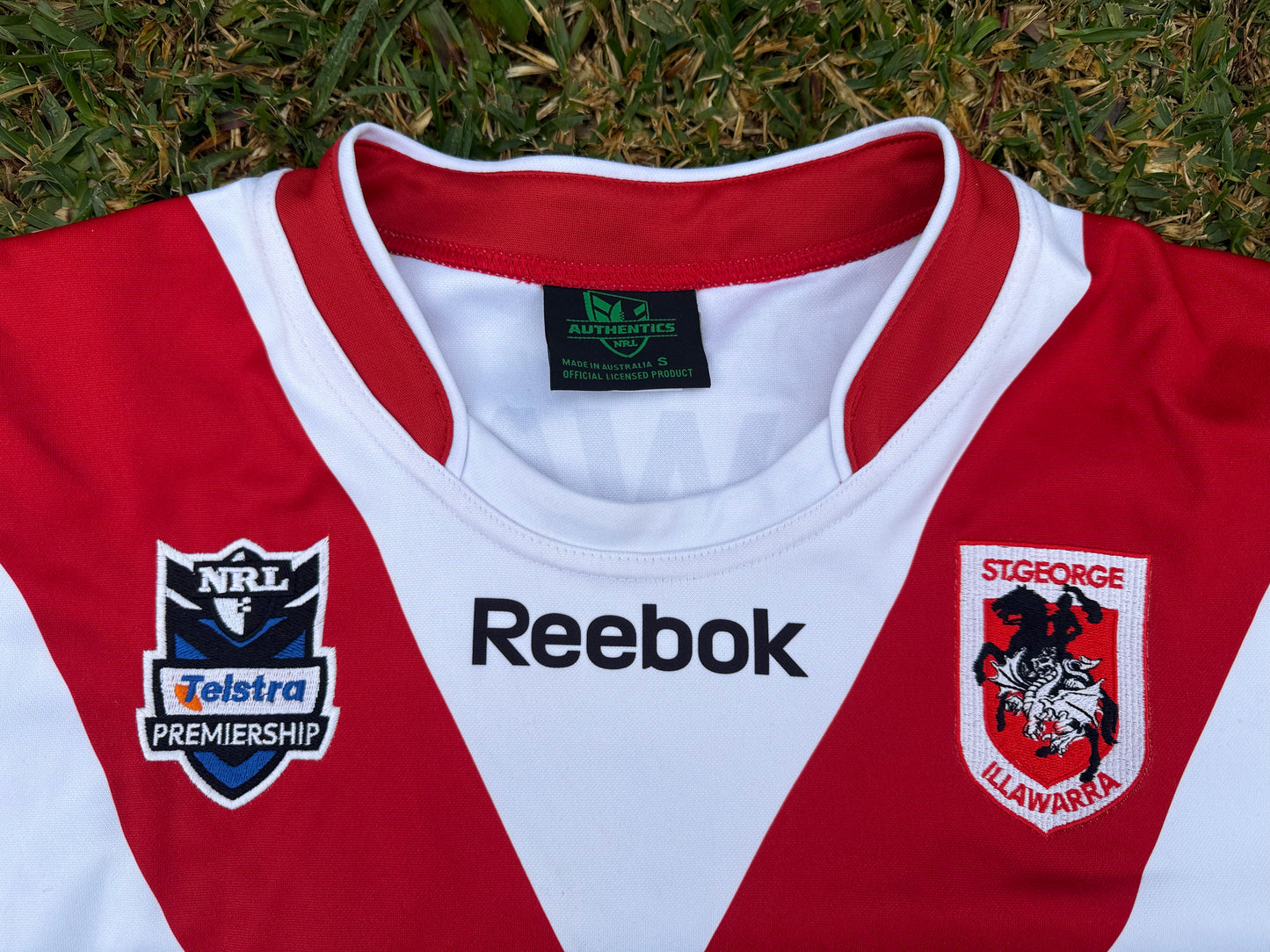 2011 St George Illawarra Dragons Home Jersey (L)