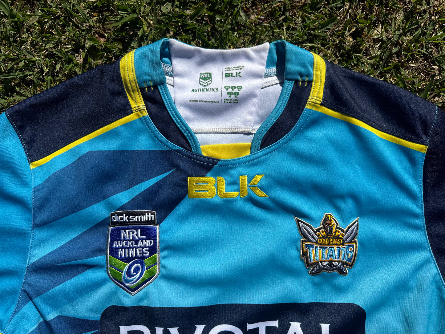 2015 Gold Coast Titans Auckland Nines Jersey (L)