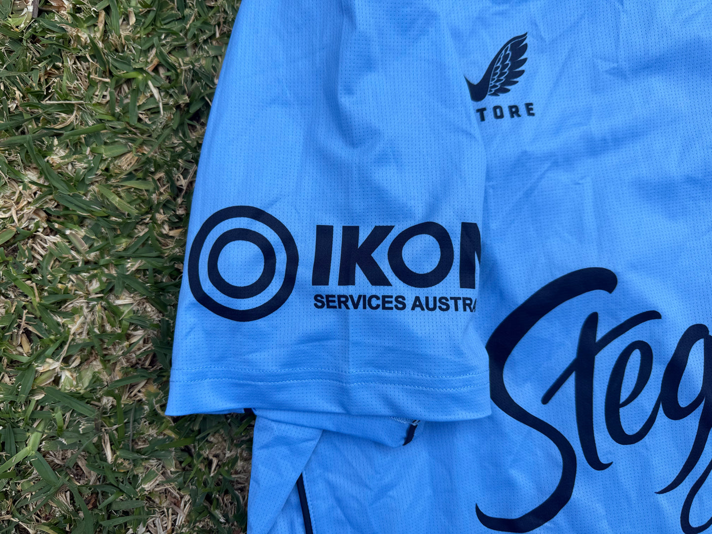 2021 Sydney Roosters Training Tee (L)