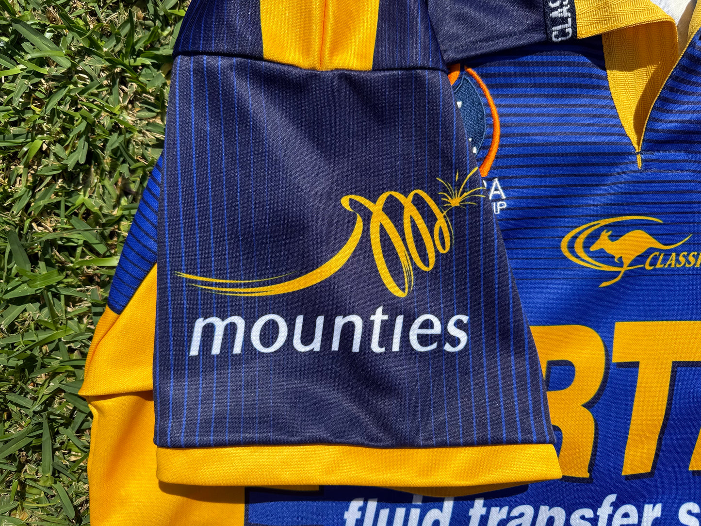 2005 Parramatta Eels Away Jersey (XL)