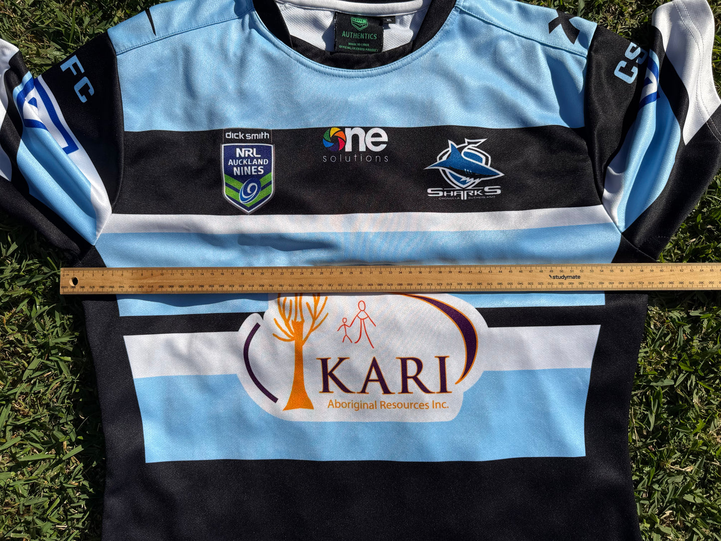 2014 Cronulla Sharks Auckland Nines Jersey (XL)