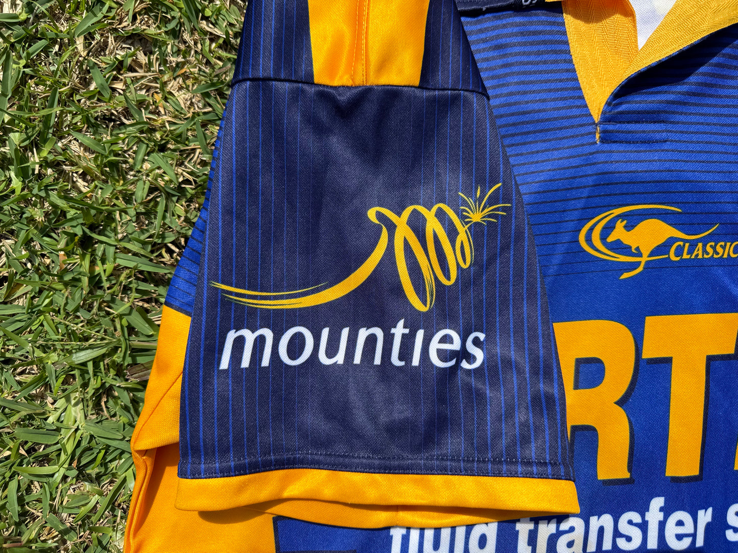 2005 Parramatta Eels Away Jersey (XL)