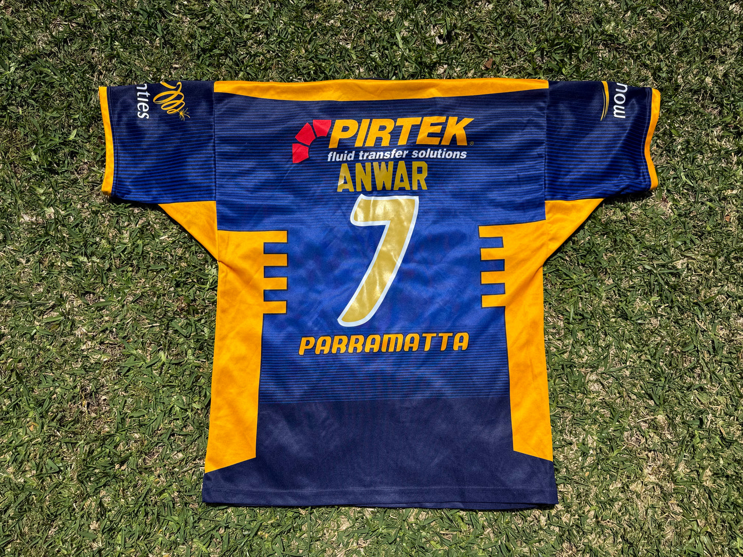 2005 Parramatta Eels Away Jersey (XL)