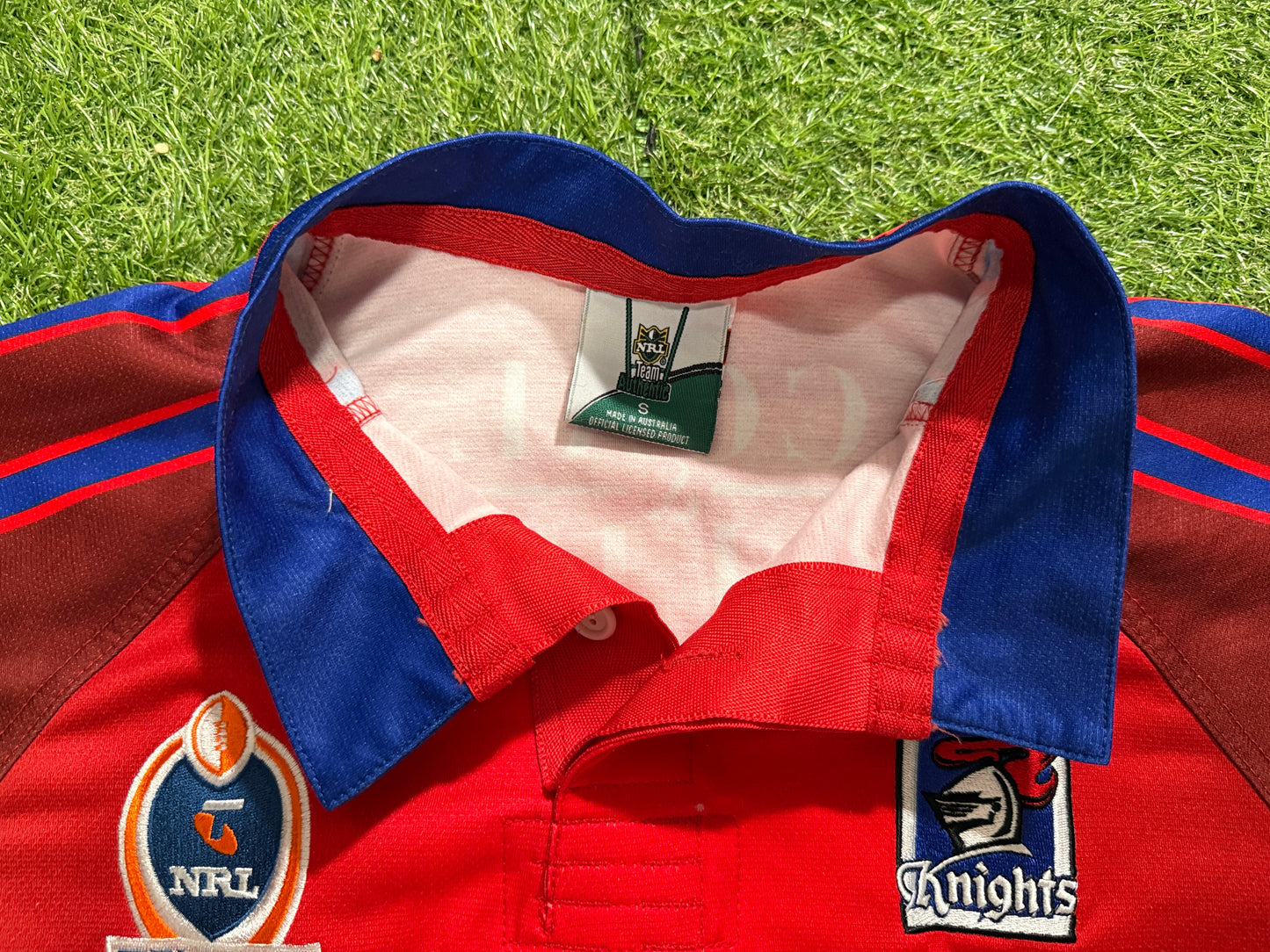 2006 Newcastle Knights Player issue Away Jersey (L)