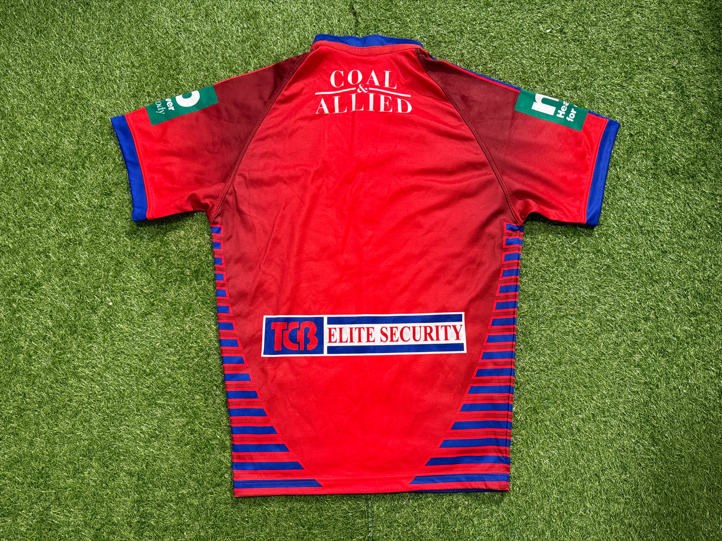 2006 Newcastle Knights Player issue Away Jersey (L)