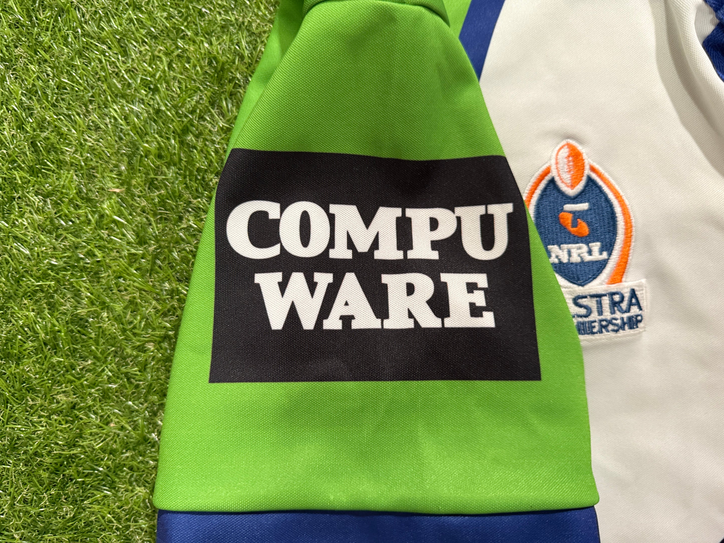 2004 Canberra Raiders Away Jersey (M)