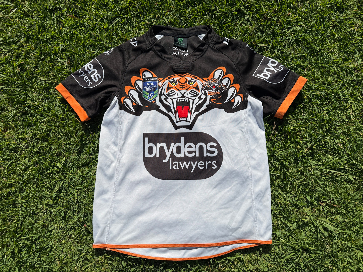 2016 Wests Tigers Auckland 9s Jersey (L)