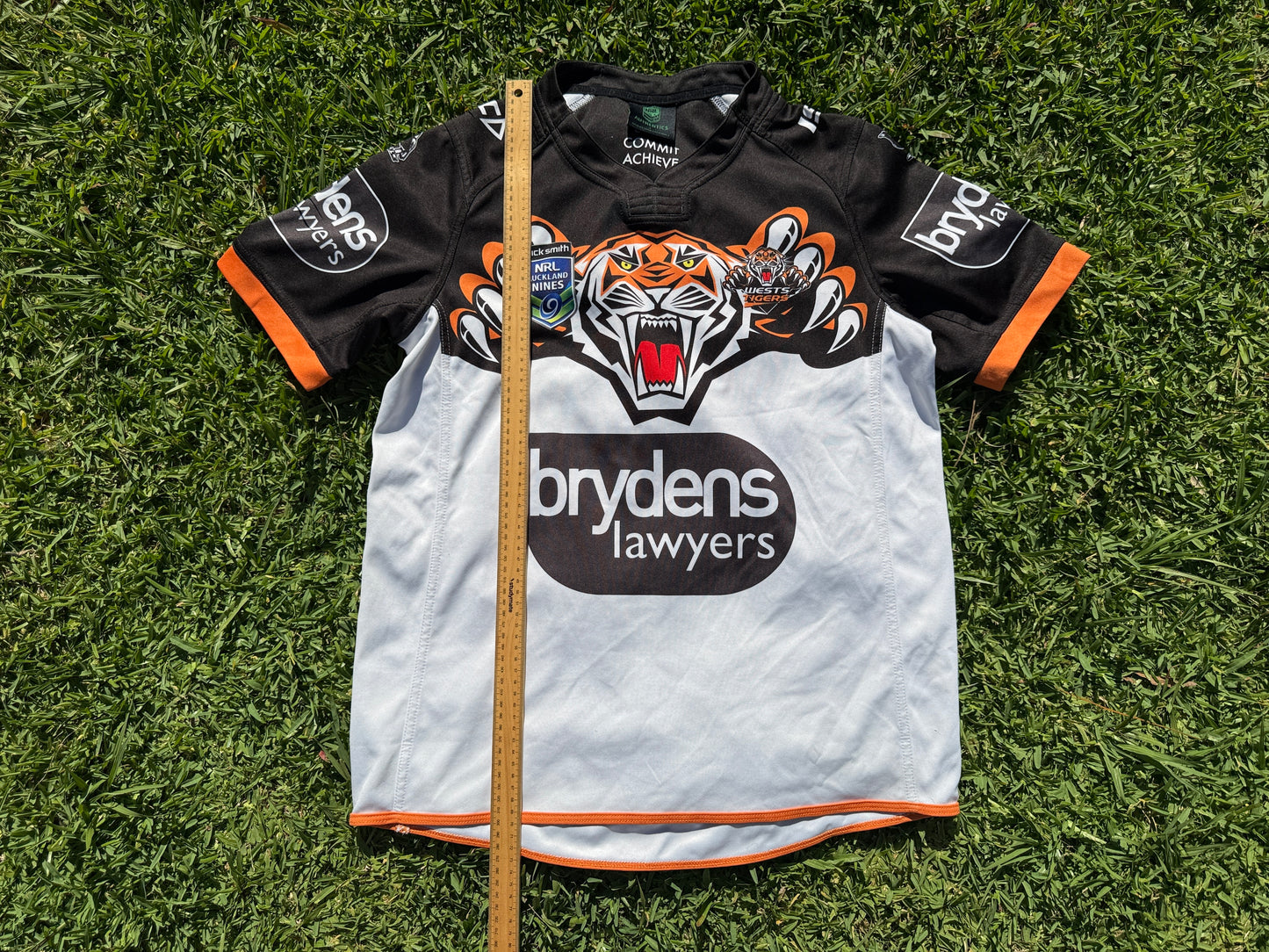 2016 Wests Tigers Auckland 9s Jersey (L)