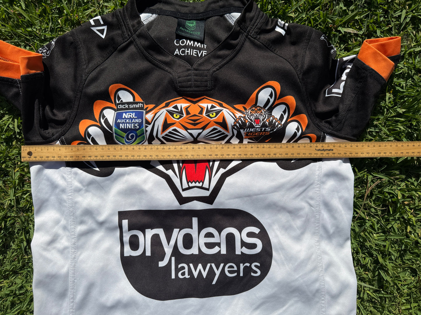 2016 Wests Tigers Auckland 9s Jersey (L)