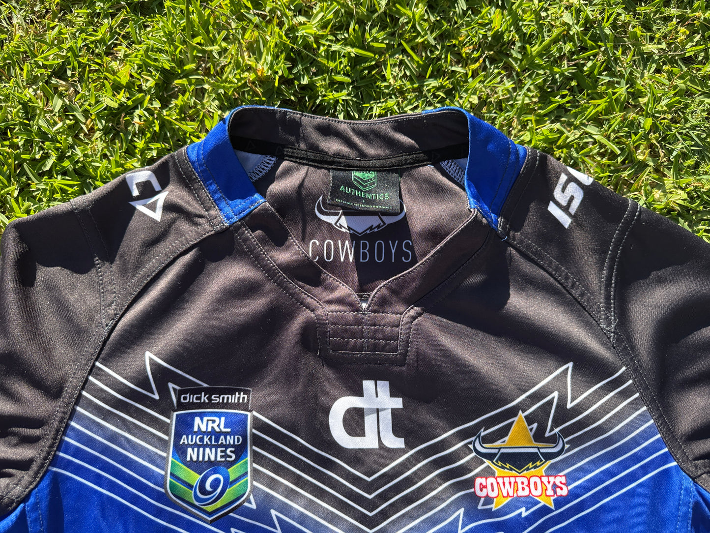 2016 NQ Cowboys Auckland 9's Jersey (L)