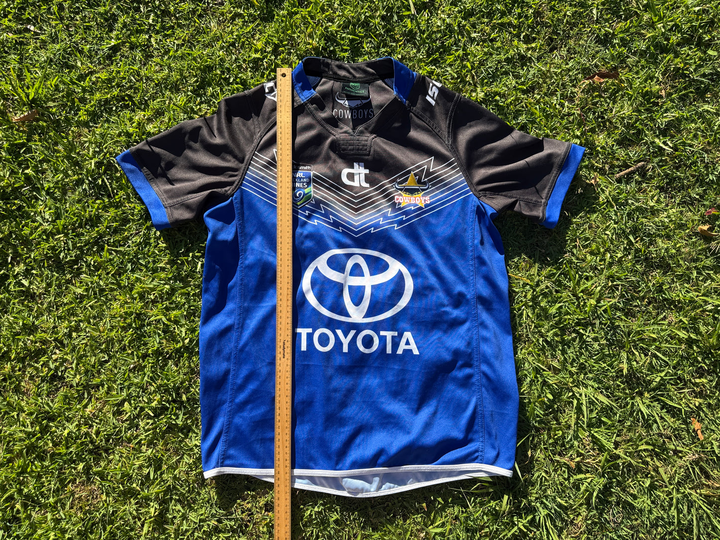 2016 NQ Cowboys Auckland 9's Jersey (L)