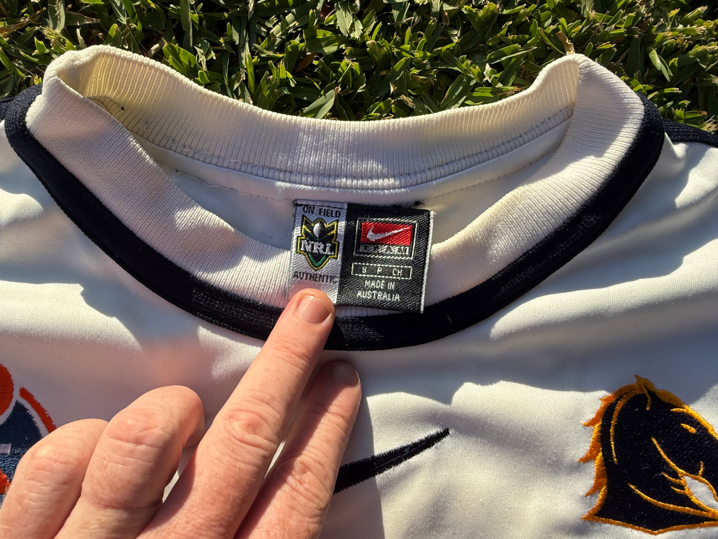 2005 Brisbane Broncos Player Issue Karmichael Hunt Signed (S)