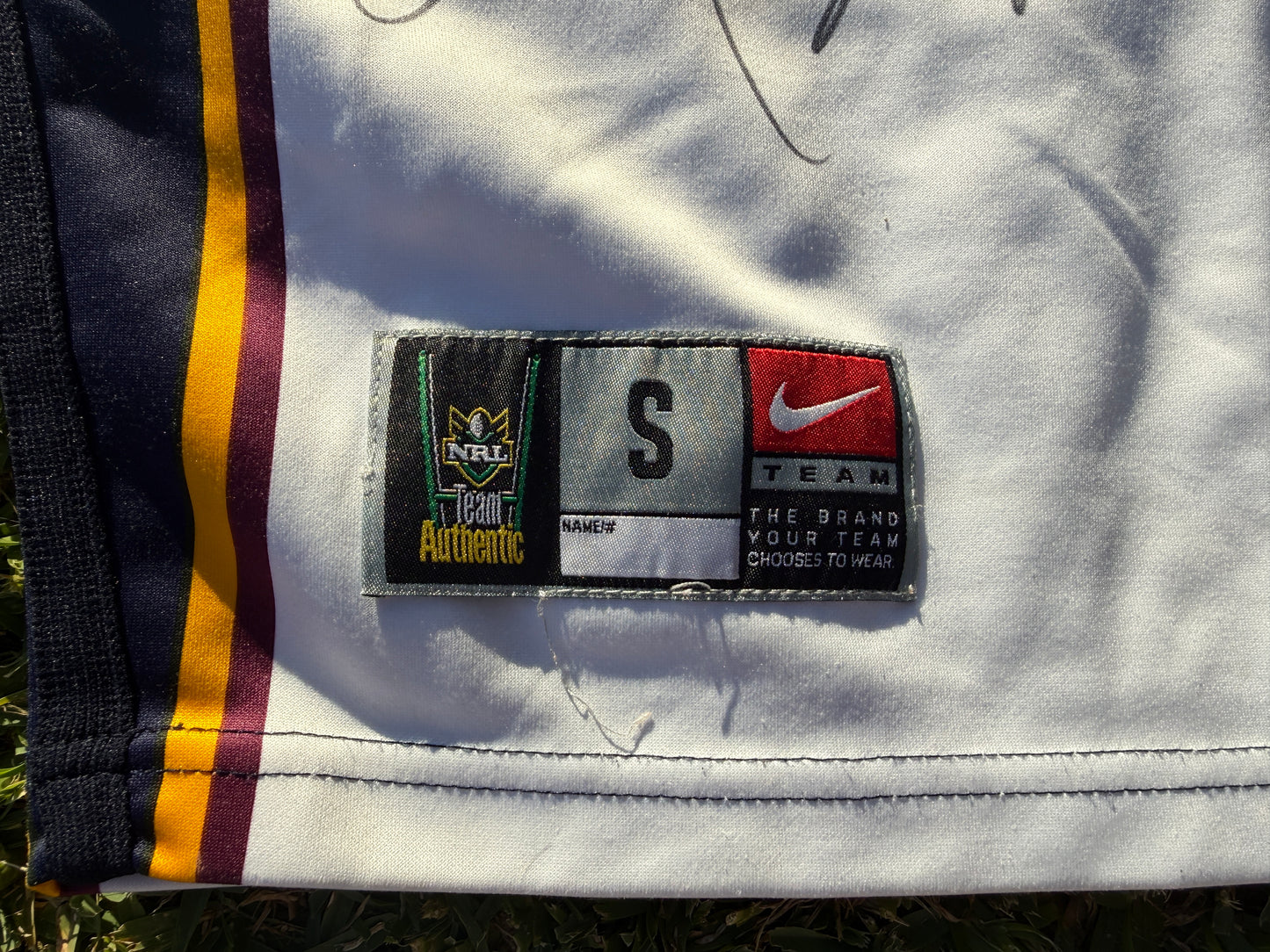 2005 Brisbane Broncos Player Issue Karmichael Hunt Signed (S)