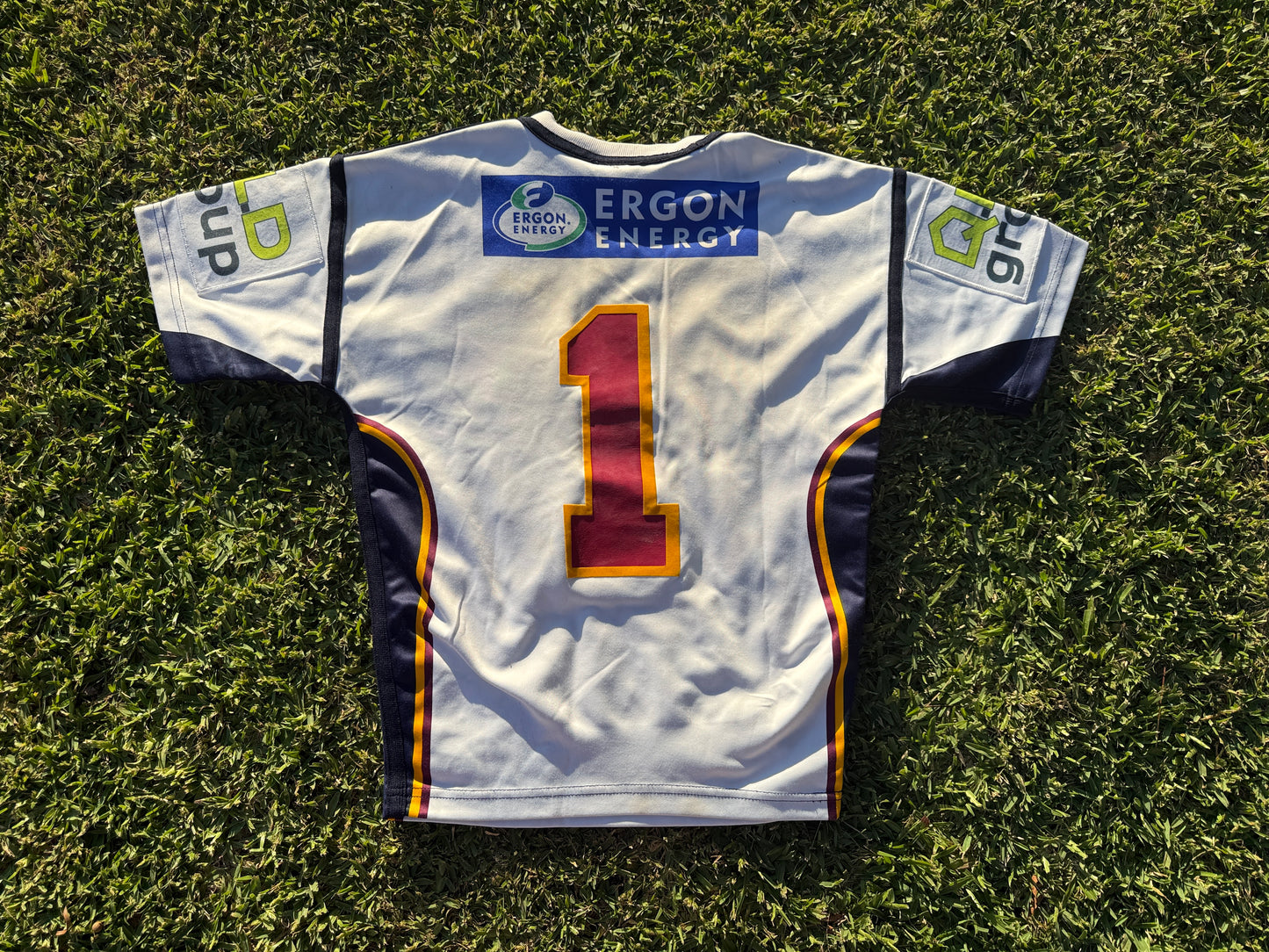 2005 Brisbane Broncos Player Issue Karmichael Hunt Signed (S)