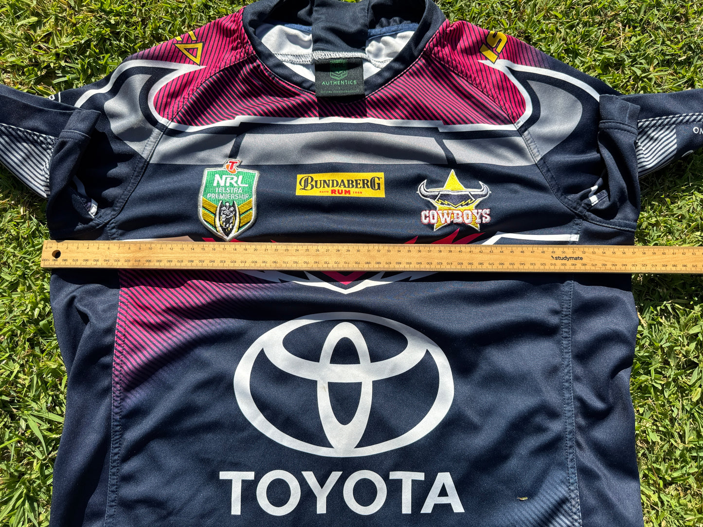 2018 North Queensland Cowboys Women in League Jersey (XL)