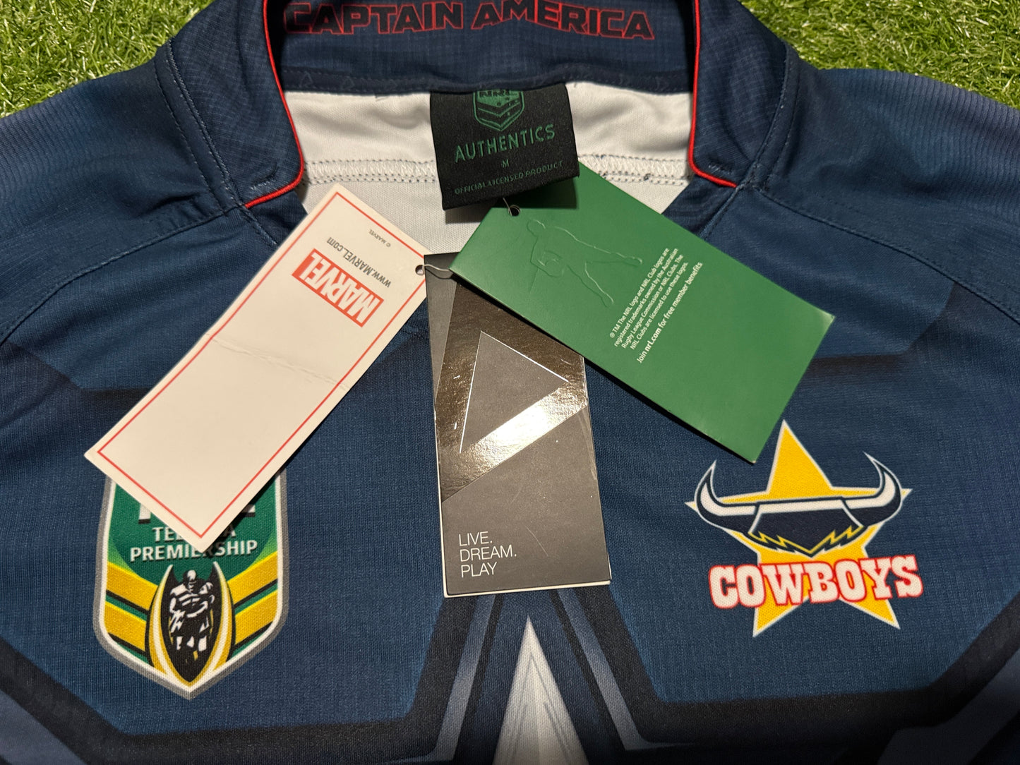 2017 NQ Cowboys Cpt America Marvel BNWT (XL)