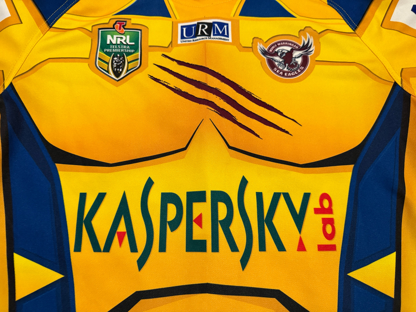 2014 Manly SeaEagles Wolverine Marvel Jersey (XL)