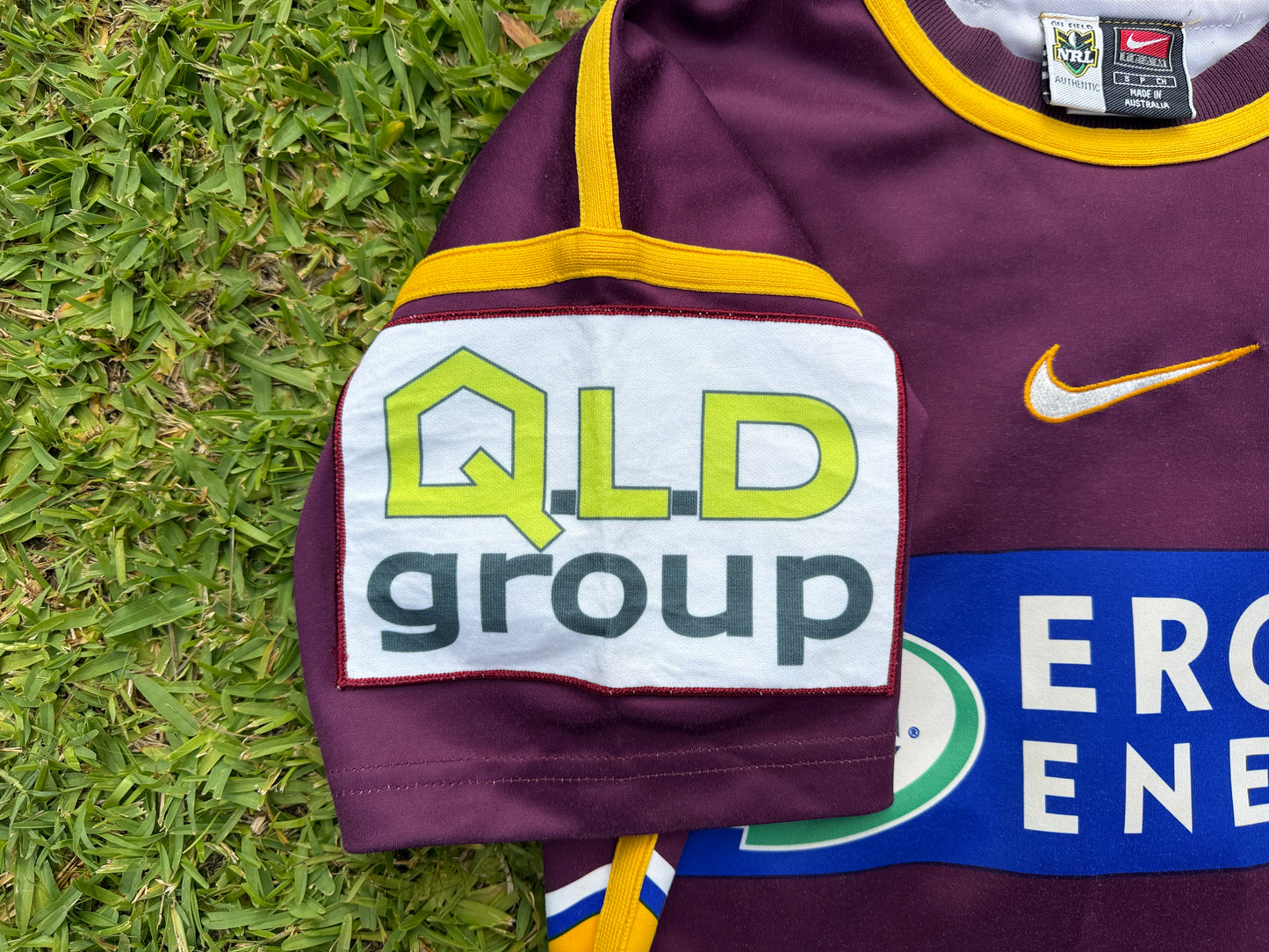 2005 Brisbane Broncos Home Player Issue Karmichael Hunt Signed (S)