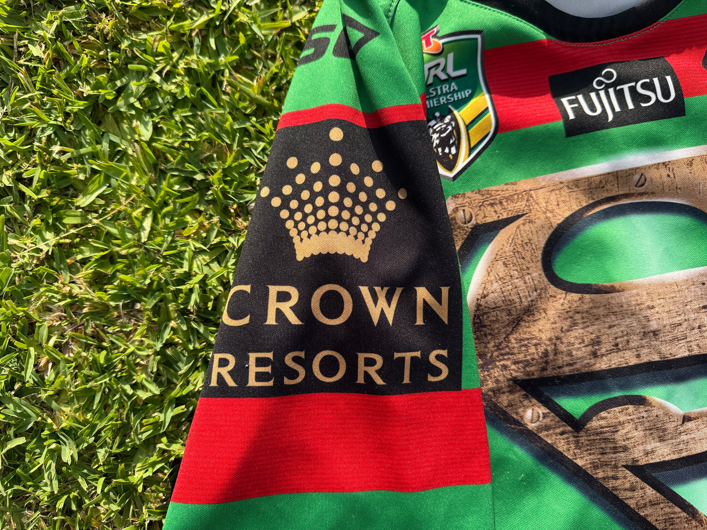 2015 South Sydney Rabbitohs Superman Jersey (M)