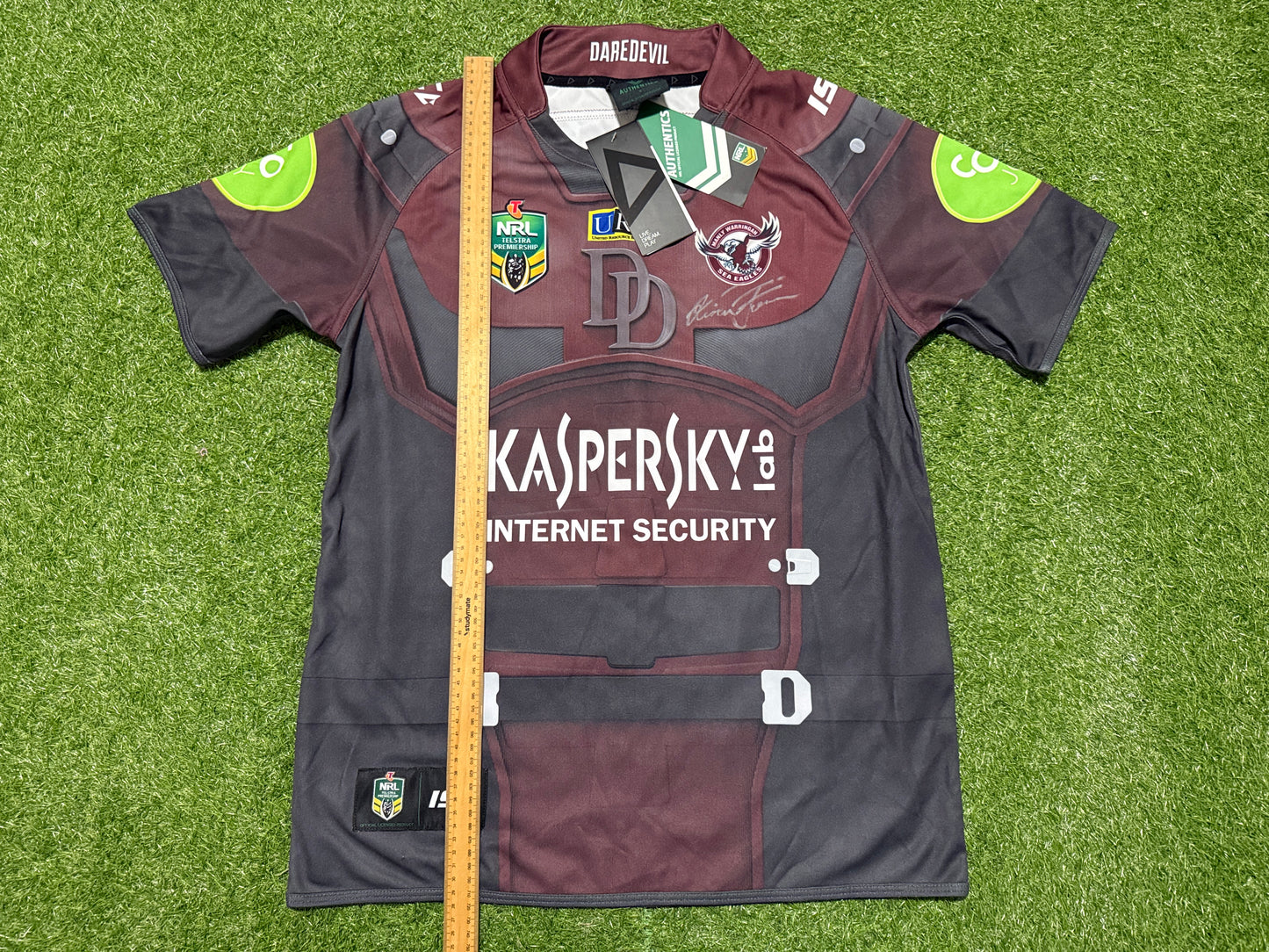 2015 Manly SeaEagles Daredevil Marvel Signed Jersey BNWT (L)