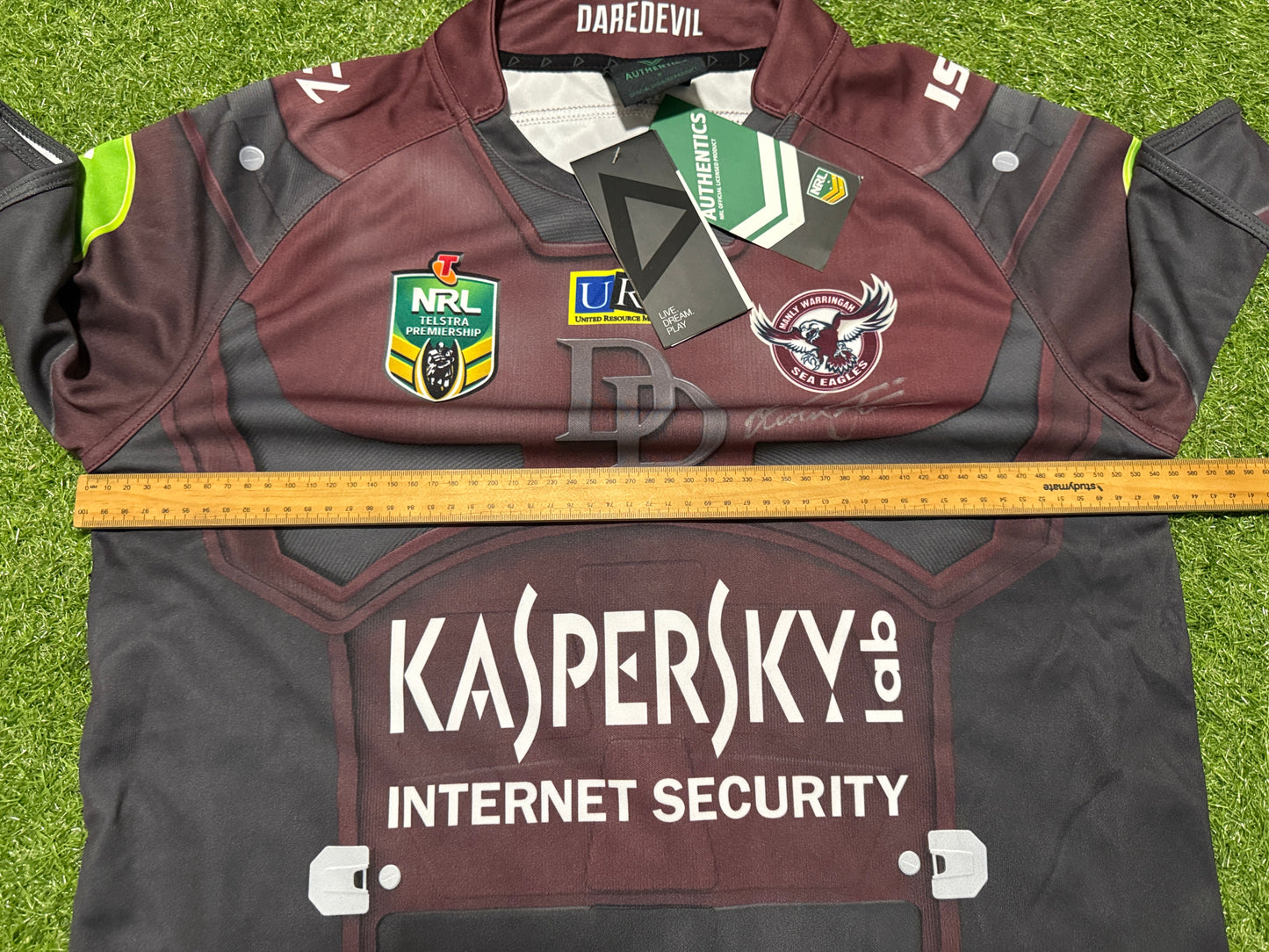 2015 Manly SeaEagles Daredevil Marvel Signed Jersey BNWT (L)