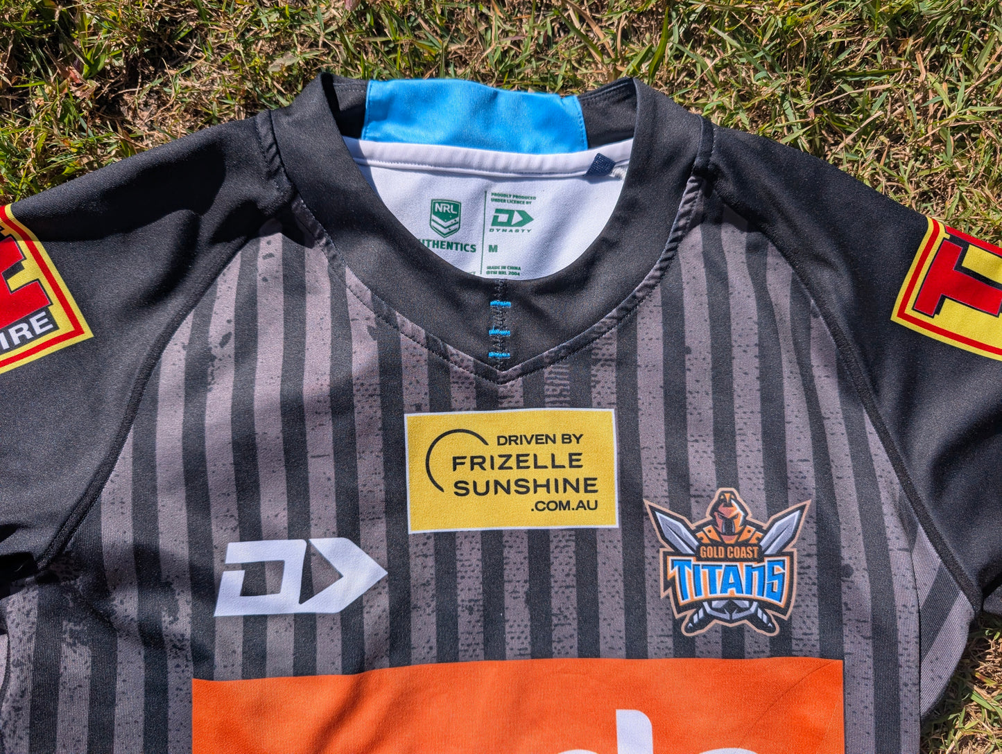 2020 Gold Coast Titans Run Out Jersey (M)