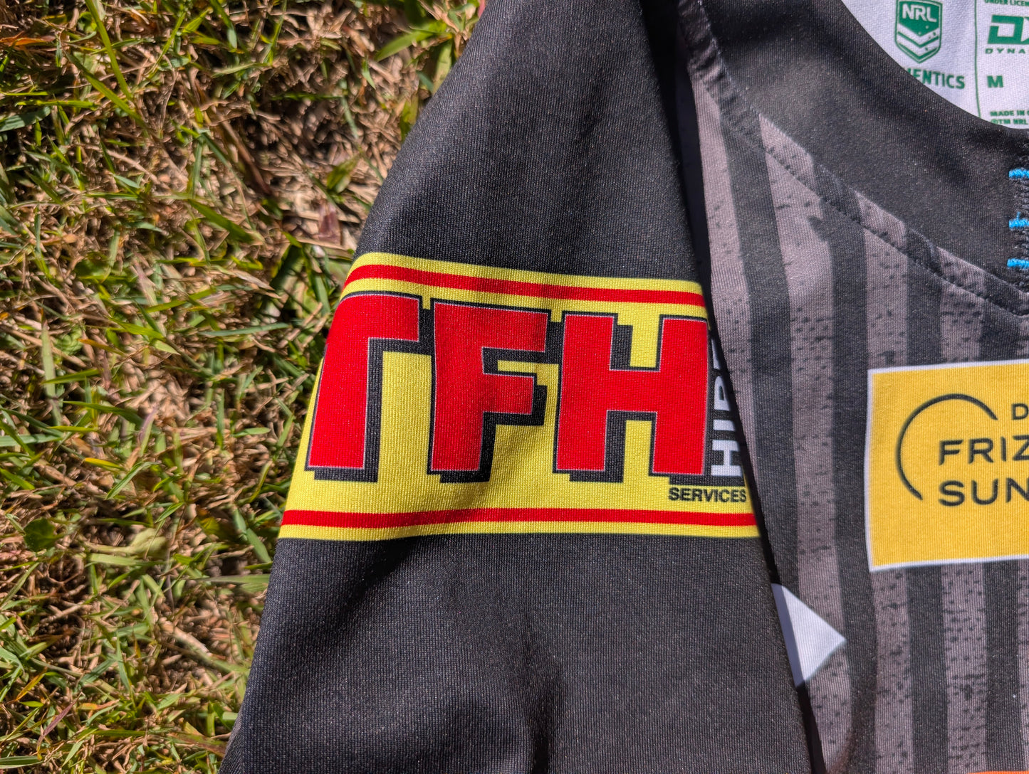 2020 Gold Coast Titans Run Out Jersey (M)