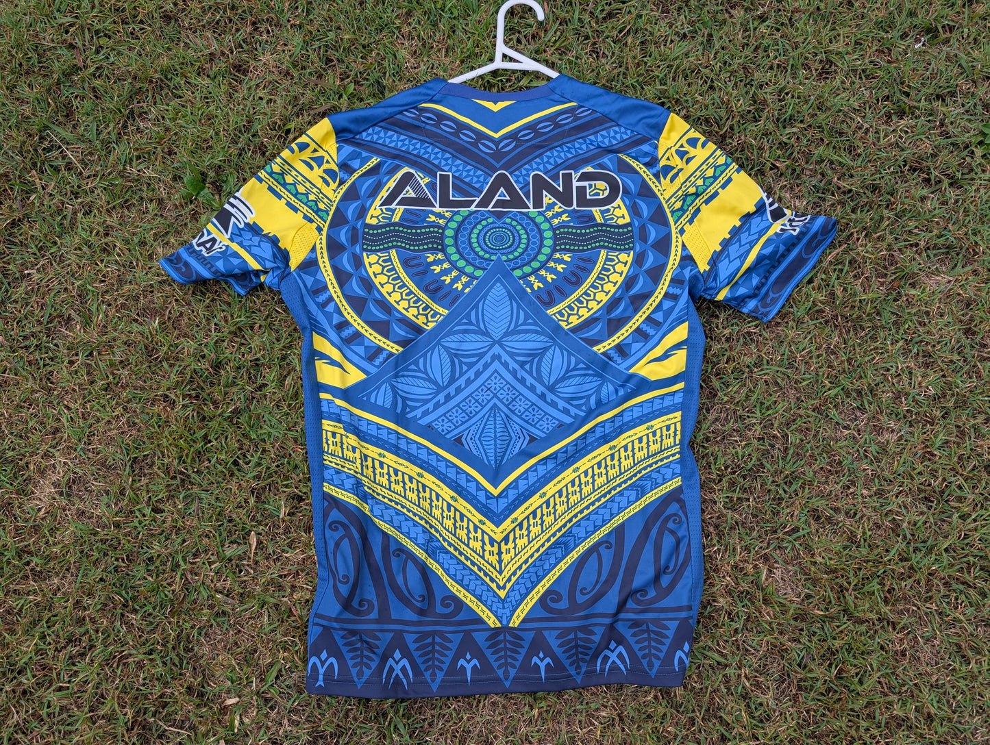 2023 Parramatta Eels Multicultural training tee (L)