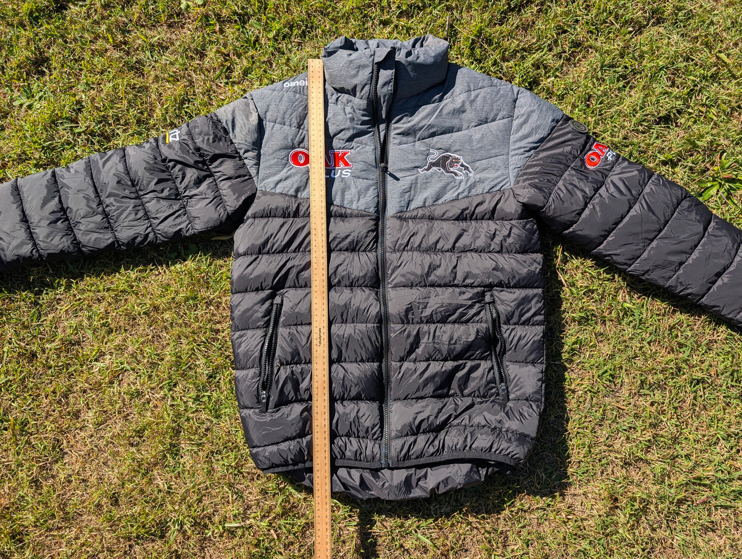 2020 Penrith Panthers Puffer Jacket (M)