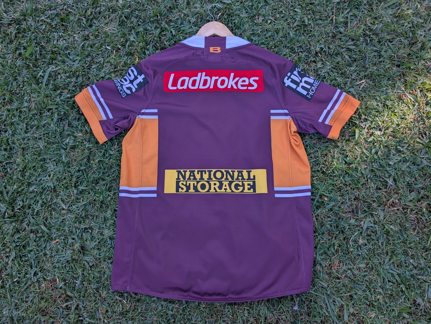 2019 Brisbane Broncos Home Jersey ( L)