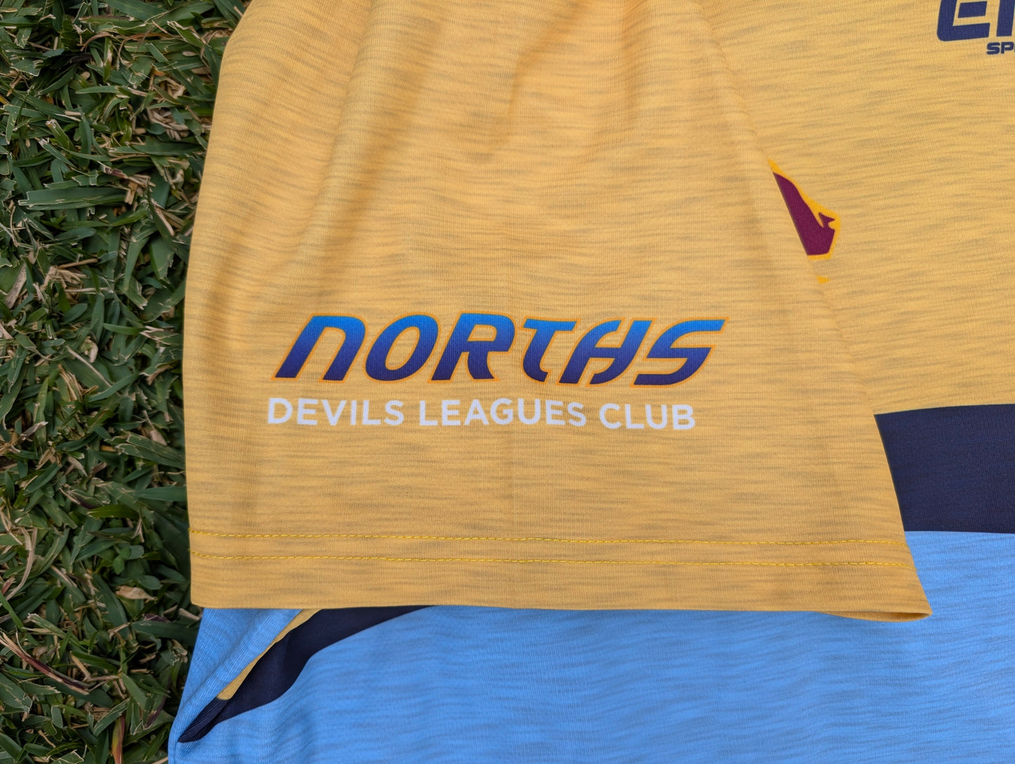 2020 Norths Devil's Training tee (4XL)