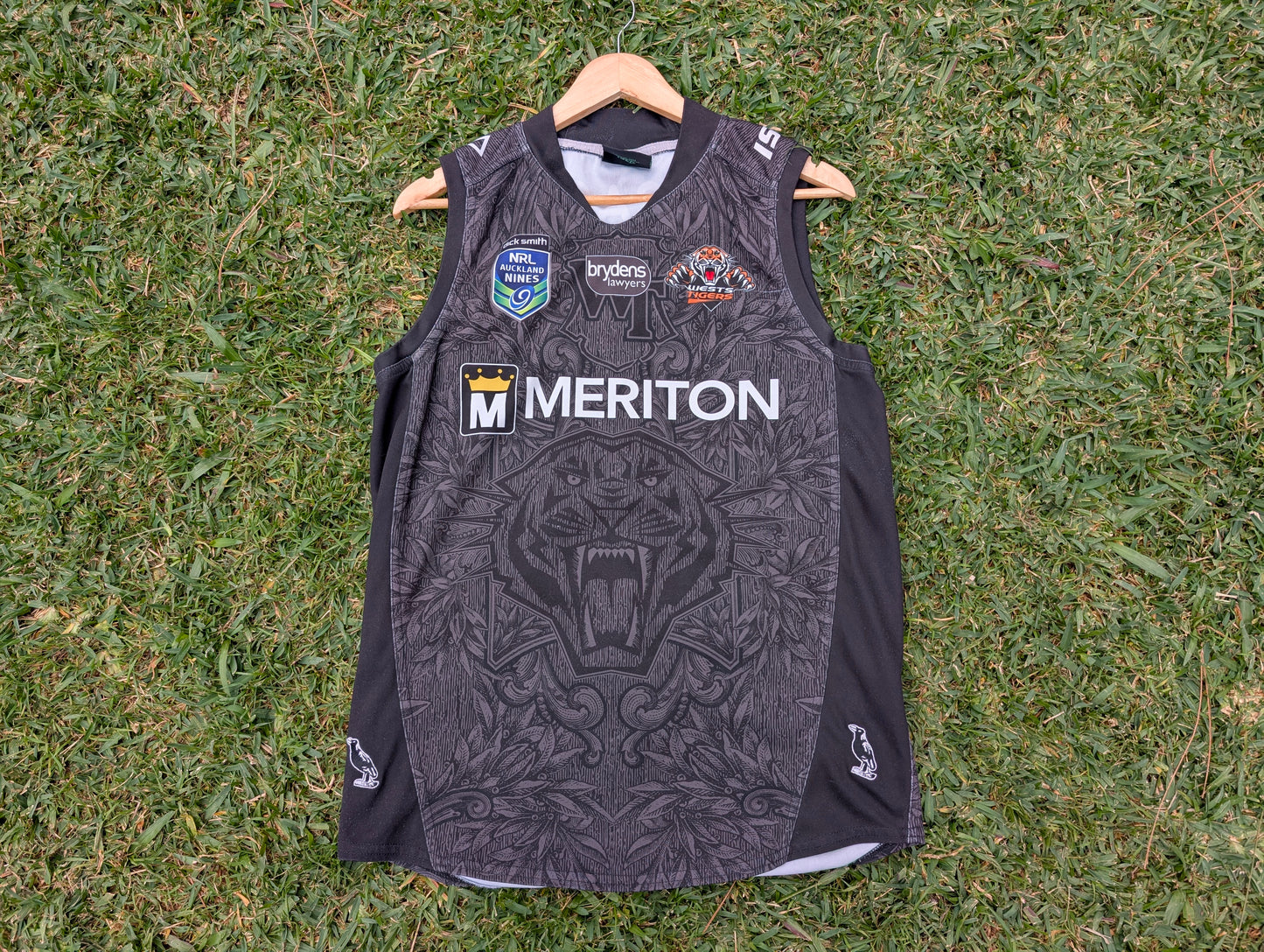 2015 Wests Tigers Auckland 9s Jersey (S)