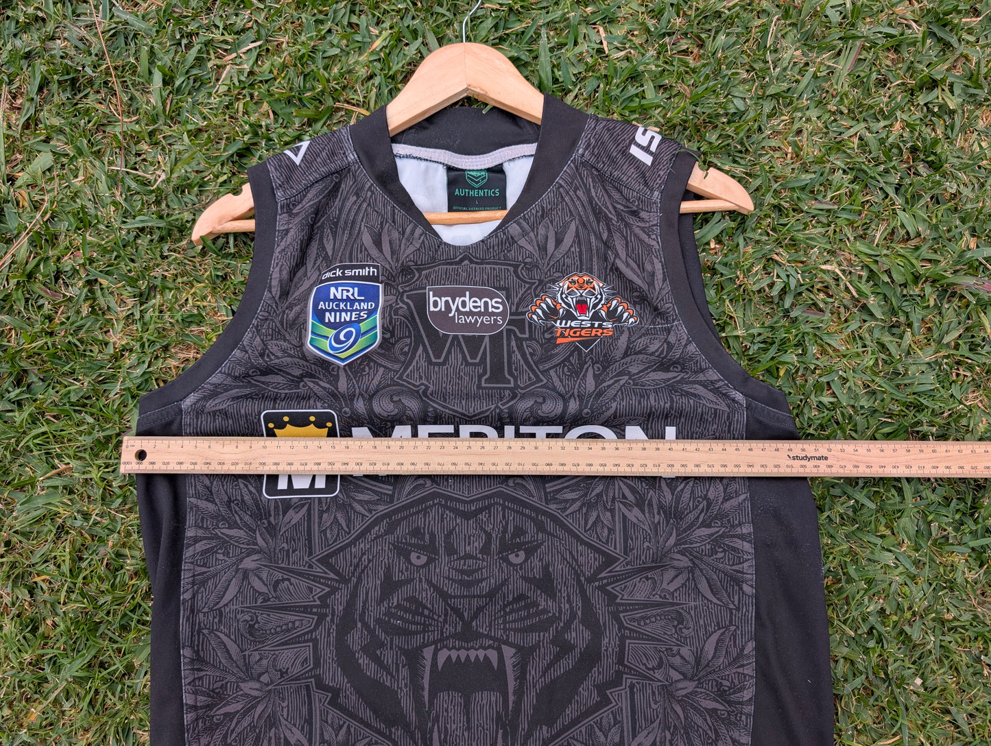 2015 Wests Tigers Auckland 9s Jersey (S)