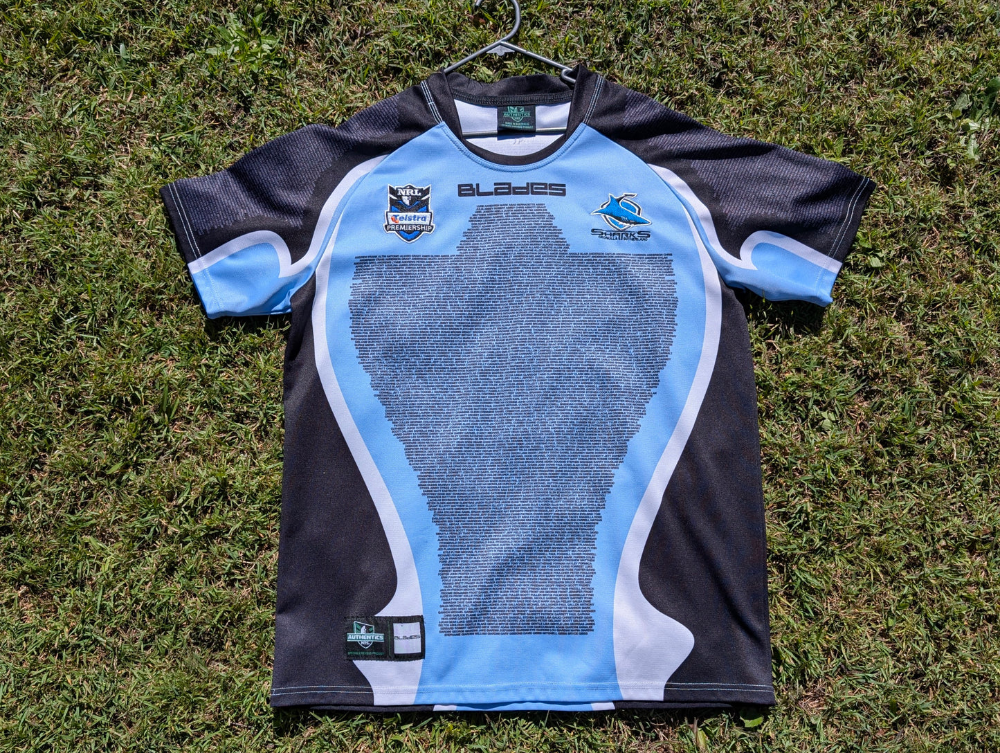 2012 Cronulla Sharks Members Jersey (XL)