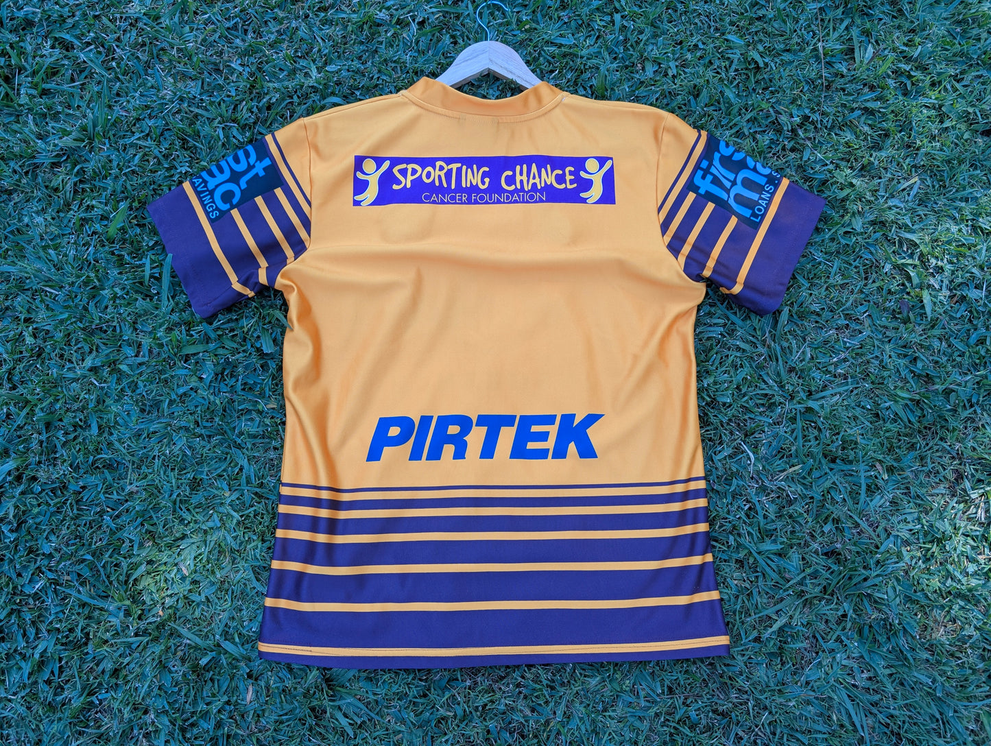 2014 Brisbane Broncos Auckland 9's Jersey ( L)